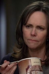 Brothers & Sisters – S01E17 – All in the Family