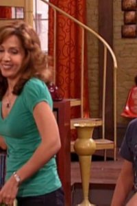 Wizards of Waverly Place – S02E18 – Hugh’s Not Normous