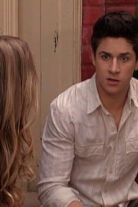 Wizards of Waverly Place – S02E28 – Wizards vs. Vampires: Dream Date
