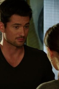 90210 – S05E02 – The Sea Change