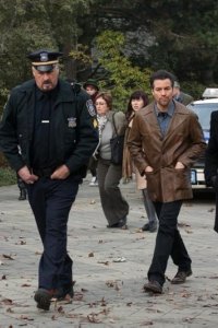 Fringe – S03E21 – The Last Sam Weiss