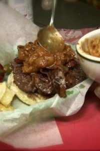 Man v. Food – S02E05 – Durham, NC