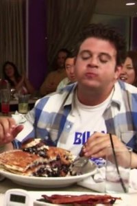 Man v. Food – S02E06 – Honolulu, HI