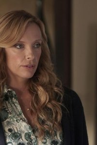 United States of Tara – S03E05 – Dr. Hatteras’ Miracle Elixir