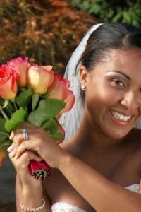 Four Weddings – S04E34 – …And Dracula’s Castle