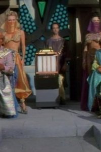Star Trek: Voyager – S03E05 – False Profits