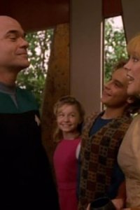 Star Trek: Voyager – S03E22 – Real Life