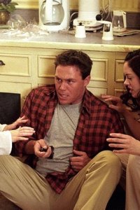 Charmed – S04E17 – Saving Private Leo