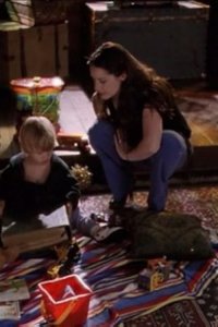 Charmed – S07E18 – Little Box of Horrors