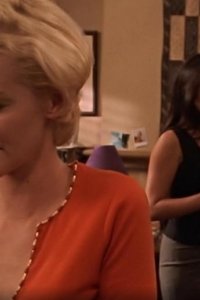 Relic Hunter – S02E13 – Out of the Past