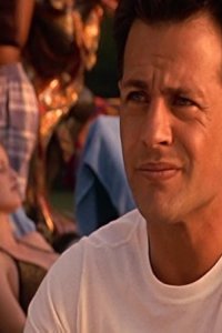 Relic Hunter – S03E02 – Mr. Right