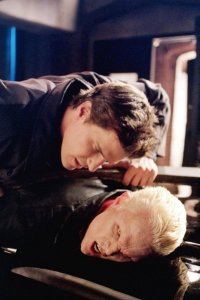 Angel – S01E03 – In the Dark