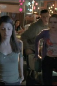 Roswell – S01E21 – The White Room