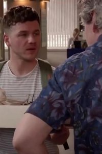 Holby City – S17E90 – Another Day in Paradise: Part One