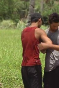 Survivor – S14E06 – I’ve Strength Now to Carry the Flag