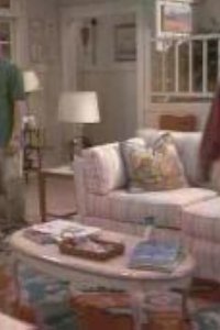 Yes, Dear – S03E18 – Savitsky’s Beach House