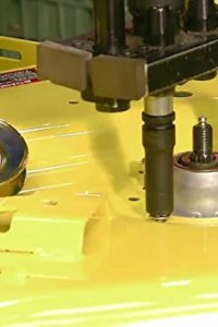 How It’s Made – S12E09 – Riding Mowers/Popcorn/Adjustable Beds/Cultured Diamonds