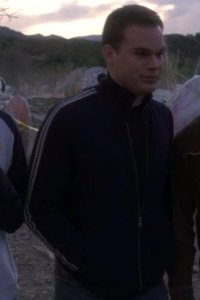 Six Feet Under – S03E08 – Tears, Bones and Desire