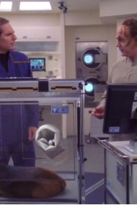 Star Trek: Enterprise – S02E05 – A Night in Sickbay