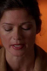 Crossing Jordan – S04E11 – Murder in the Rue Morgue