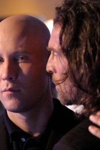 Smallville – S03E21 – Forsaken