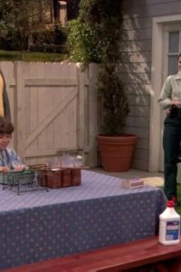 George Lopez – S02E08 – Love Bites