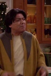 George Lopez – S02E11 – Meet the Cuban Parents