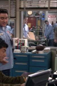 George Lopez – S04E13 – George to the Third Power