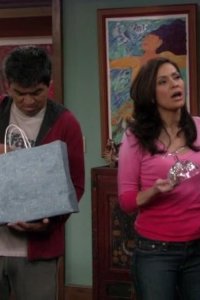 George Lopez – S05E17 – George Doesn’t Trustee Angie’s Brother