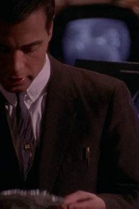 American Dreams – S01E17 – Past Imperfect