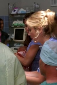 Nip/Tuck – S05E02 – Joyce and Sharon Monroe