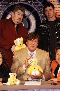 QI – S04E08 – Descendants