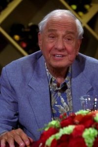 Two and a Half Men – S11E13 – Bite Me, Supreme Court