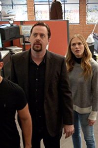 NCIS – S15E18 – Death From Above