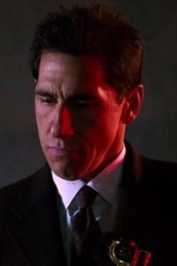 CSI: NY – S01E09 – Officer Blue