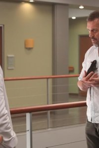 House M.D. – S08E15 – Blowing the Whistle