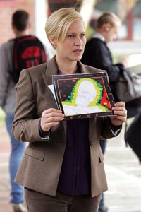 Medium – S06E08 – Once in a Lifetime