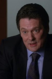 Medium – S06E14 – Will the Real Fred Rovick Please Stand Up?