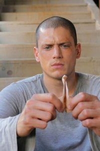 Prison Break – S03E01 – Orientación