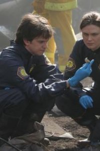 Bones – S01E14 – The Man on the Fairway
