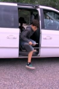 Little People, Big World – S08E13 – Little Slickers