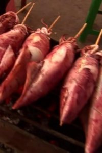Bizarre Foods with Andrew Zimmern – S02E09 – Phuket