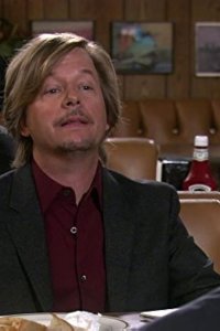 Rules of Engagement – S05E07 – Mannequin Head Ball
