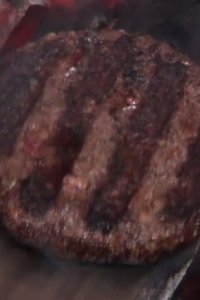 Diners, Drive-ins and Dives – S09E11 – Burgers ‘n More