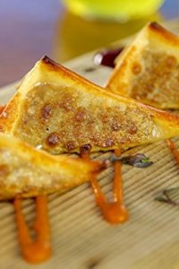 Diners, Drive-ins and Dives – S27E10 – Breakfast, Brisket and Belly