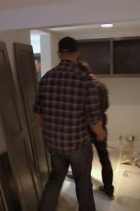 Flipping Out – S06E01 – A House Divided