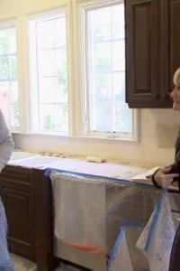 Flipping Out – S06E03 – Drawing the Line