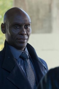 Fringe – S05E04 – The Bullet That Saved the World