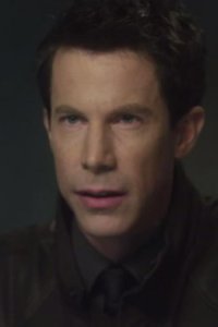 Sanctuary – S04E09 – Chimera