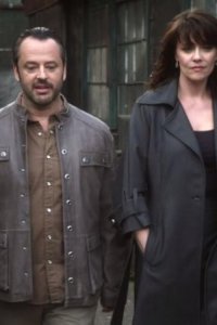 Sanctuary – S04E12 – Sanctuary for None – Part I